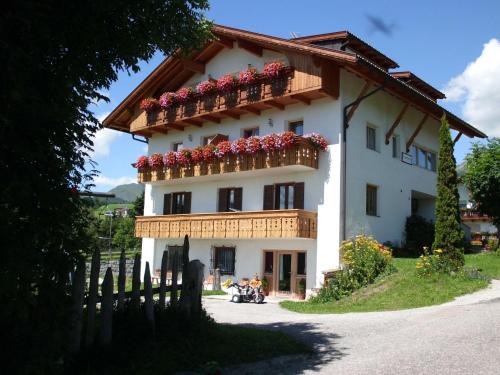 Maranza Apartment | Apartment Rosenheim Appartement 2 by Interhome