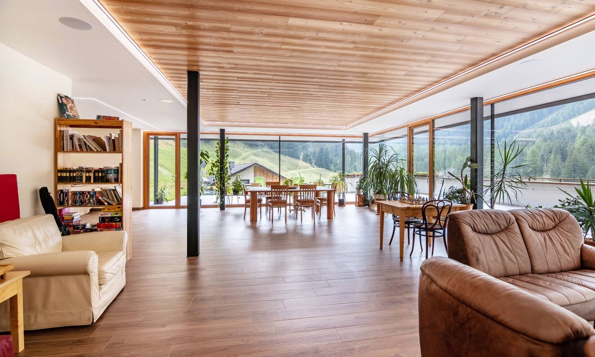 Stelvio Apartment | Apartment 'Rumwaldhof Edelweiss' with Mountain View, Shared Terrace and Wi-Fi