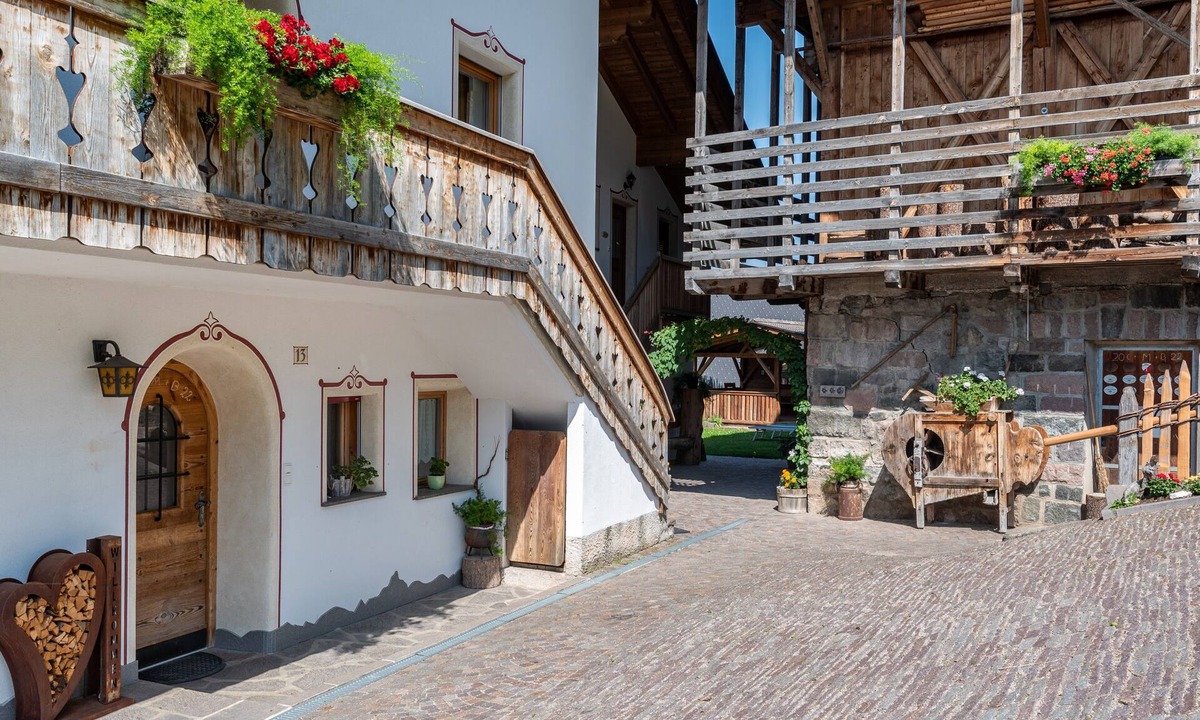 Castelrotto Apartment | Apartment 'Schildberghof Panorama' with Mountain View, Balcony & Wi-Fi