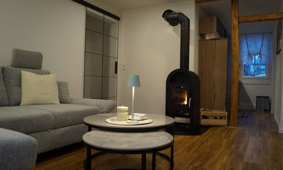 Schwarzerden Apartment | Apartment “Schmidnickels Hof” with Private Terrace and Garden