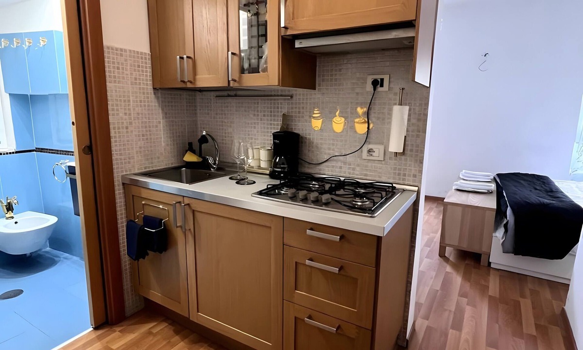 Rione VIII Sant'Eustachio Apartment | Apartment 'Shalimar Piazza Navona' with Wi-Fi and Air Conditioning