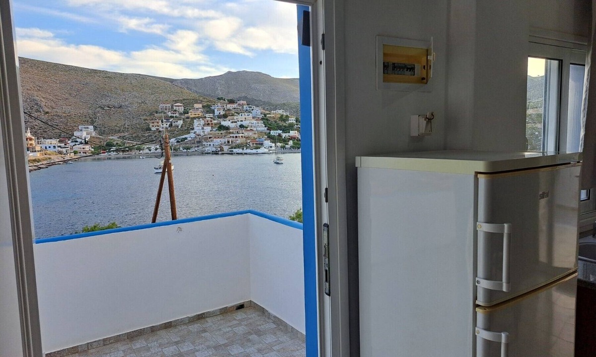 Vlychadia Apartment | Apartment 'Studio 4' with Sea View, Wi-Fi and Air Conditioning