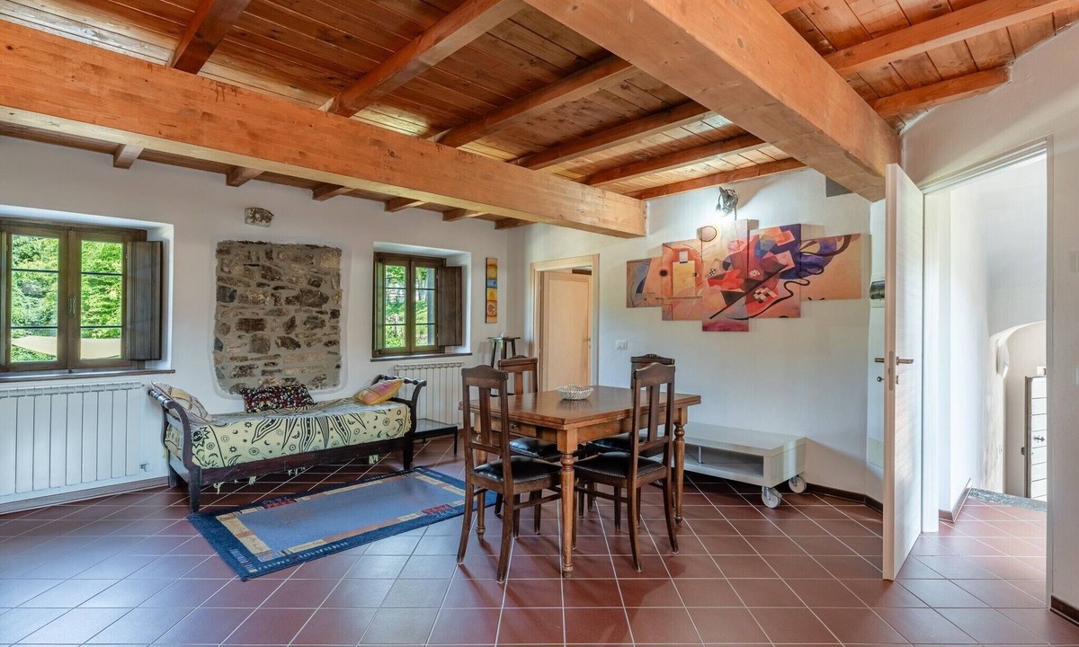 Casone Carpinelli Apartment | Apartment 'Suoni Della Natura' with Shared Garden and Wi-Fi