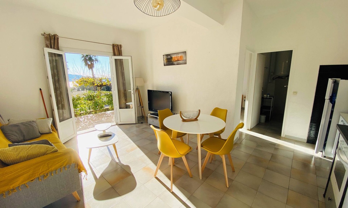Vetricella Apartment | Apartment T2 furnished tourism 2 * air-conditioned near the sea