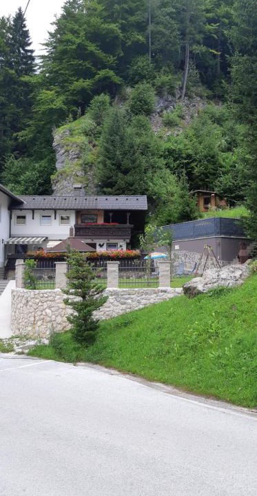 Jesenice Apartment | Apartment Tarman