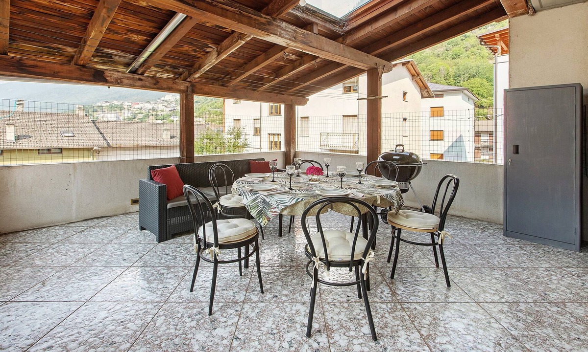 Grosio Apartment | Apartment 'Terrazza Valtellina' with Mountain View, Shared Terrace and Wi-Fi