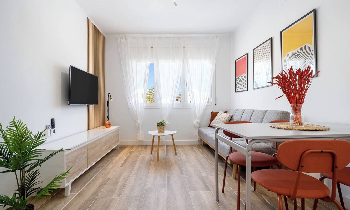 El Vendrell Apartment | Apartment "The Sunset Calafell" near the beach with Wi-Fi