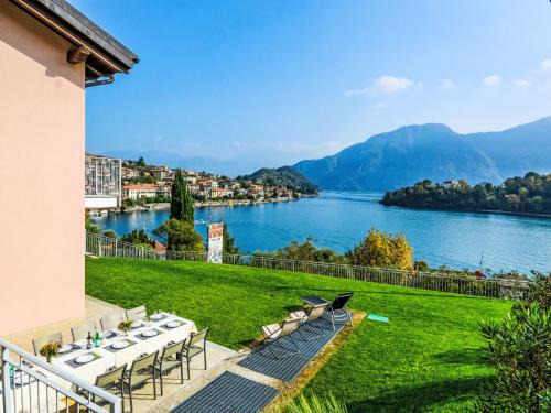 Ossuccio Apartment | Apartment The View 1 by Interhome