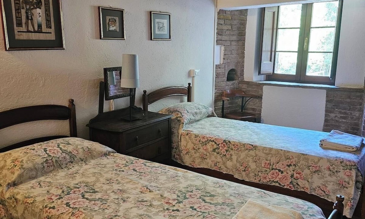 Castel d'Arno Apartment | APARTMENT: THREE-ROOM APARTMENT INSIDE AN ANCIENT CASTLE WITH PANORAMIC POOL