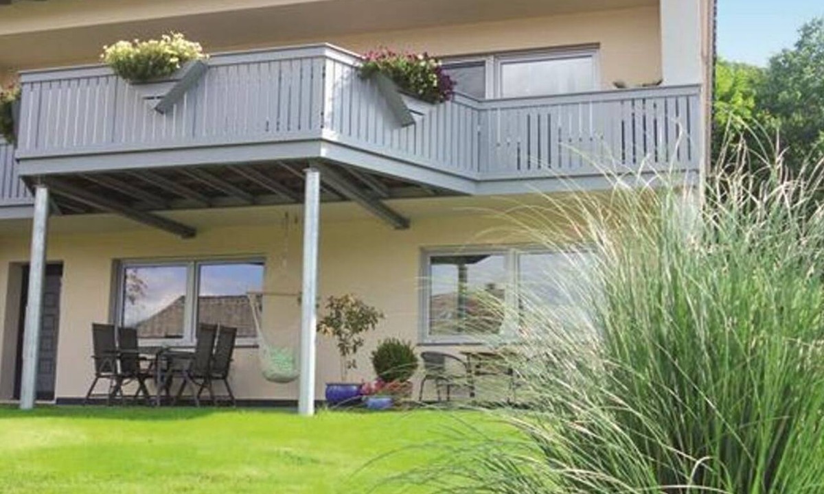 Oberstadtfeld Apartment | Apartment Thull - 4-bed apartment with shower and bath/WC