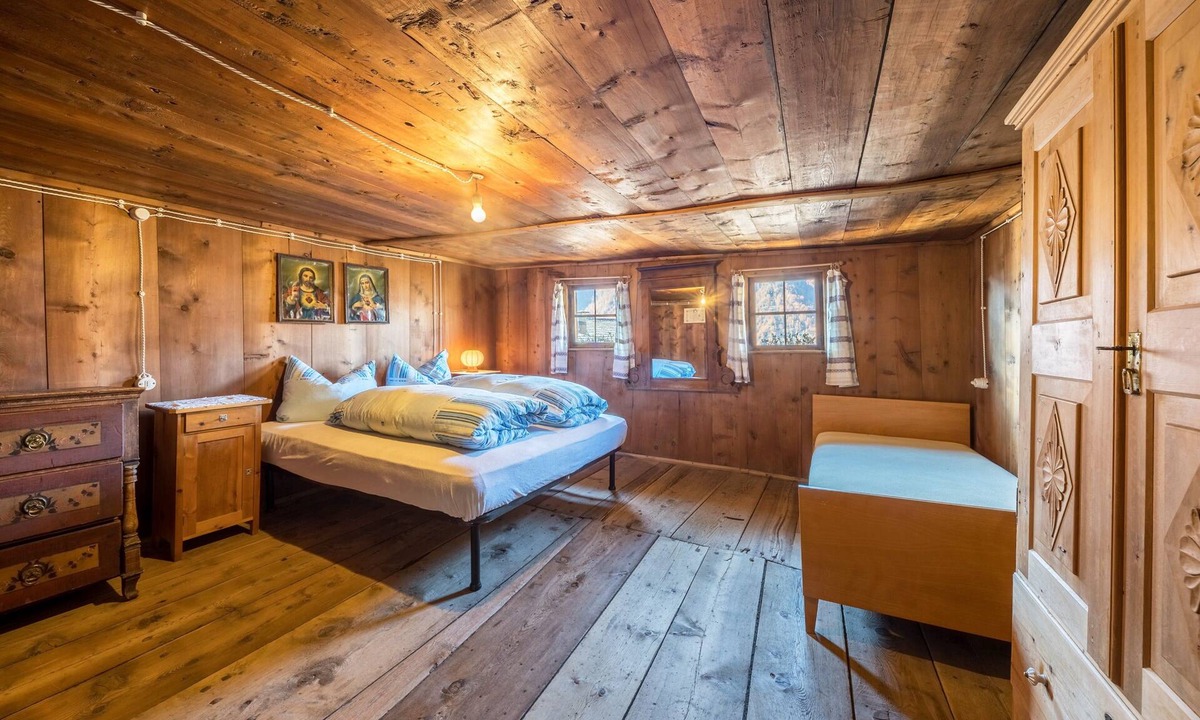 Senales Apartment | Apartment “Untervernatsch - Ötzi” in Scenic Landscape with Mountain View