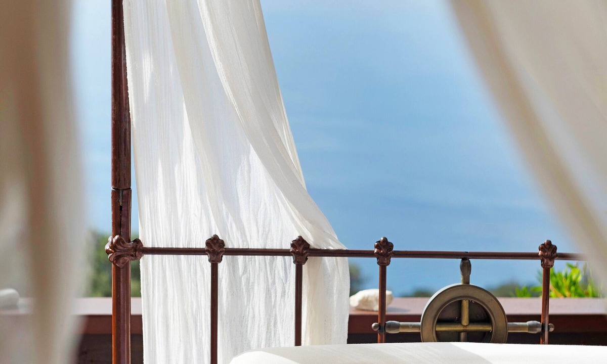 Athani Apartment | Apartment 'Villa Rojo Tajo Villas' with Sea View, Wi-Fi and Air Conditioning
