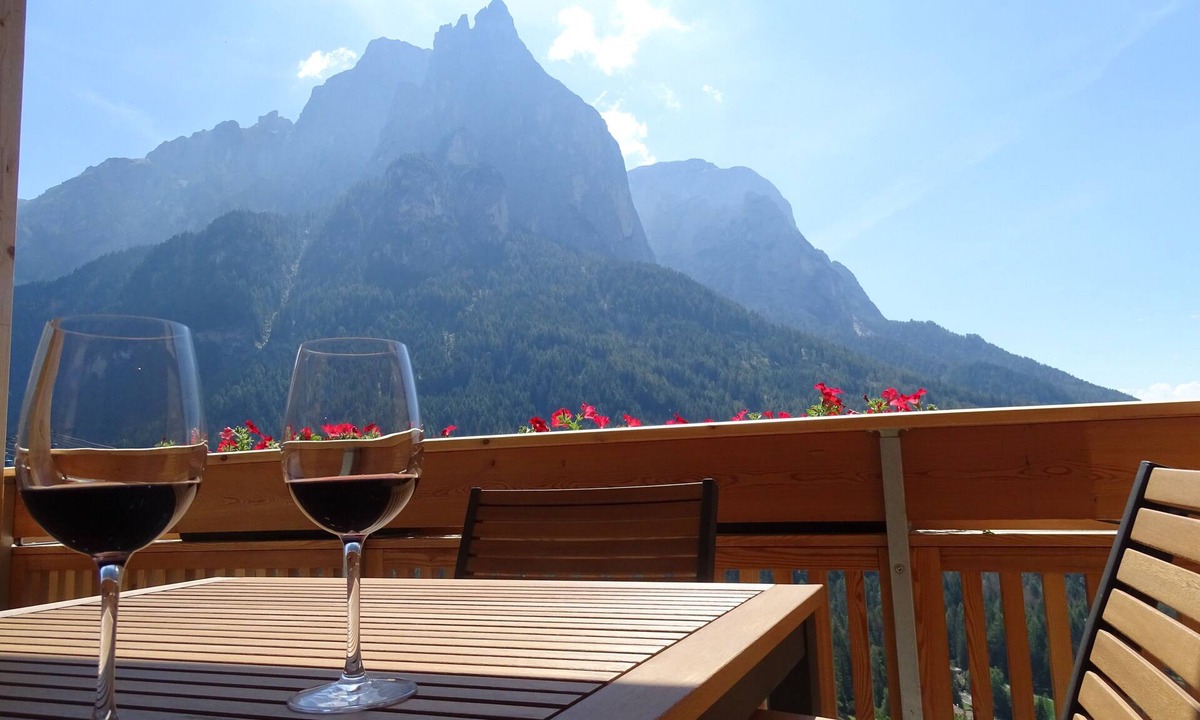 Castelrotto Apartment | Apartment 'Wiesenduft' with Mountain View, Private Terrace and Wi-Fi