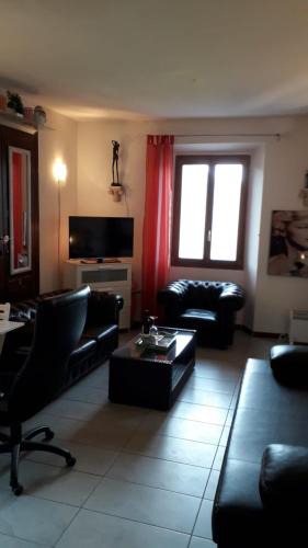 Casasco d'Intelvi Apartment | Apartment with Como Lake View - Italy