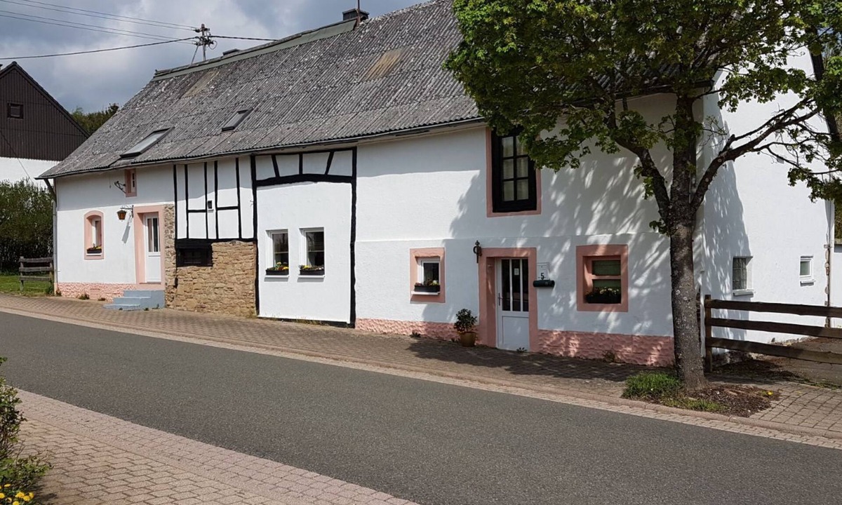 Oberhambach Apartment | Apartment with Garden View in the Hünsruck-Hochwald,Pet Friendly