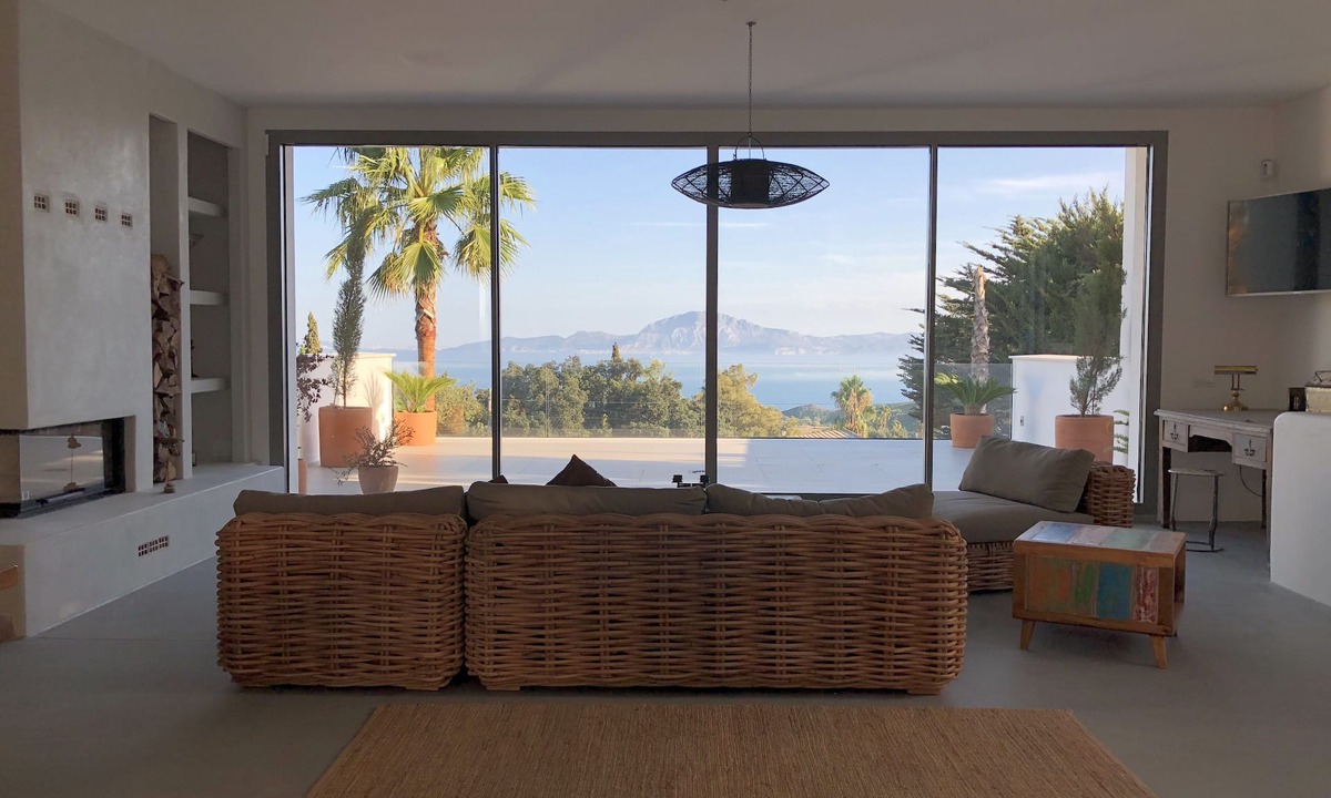 El Cuarton Condo | Apartment with infinity pool in the heart of the Strait of Gibraltar Natural Park