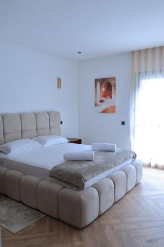 Harhoura Apartment | Apartment with pool and sea view 300 m from beach
