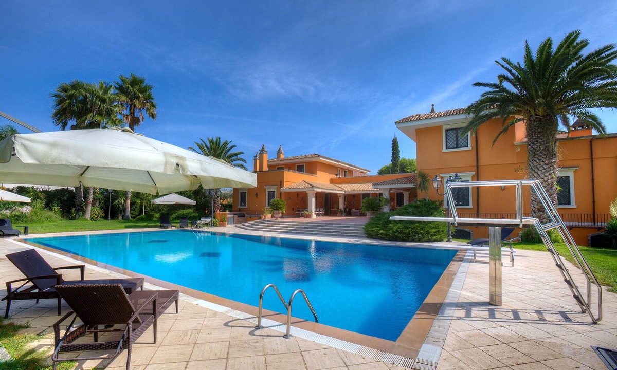 Lecce Villa | Apartment with pool, soccer field, tennis court, beach volleyball, m991