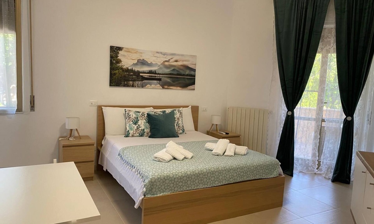 Pisa Apartment | Apartment with two rooms, parking and terrace