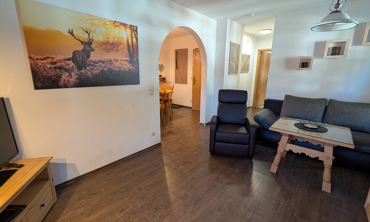 Mittenwald Apartment | Apartment 'Wohnung 2' with Mountain View, Balcony and Wi-Fi
