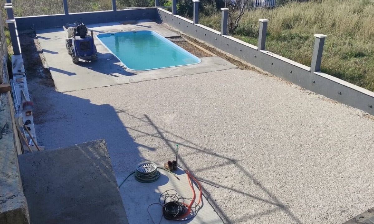 Mejasi Apartment | Apartments Andrea - Three Bedroom Apartment with Shared Swimming Pool