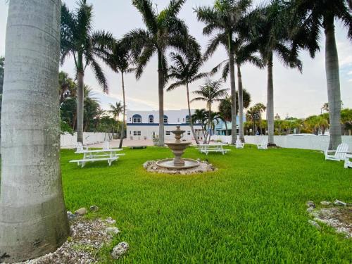 Pass-a-Grille Historic District Apartment | Apartments in FL, USA