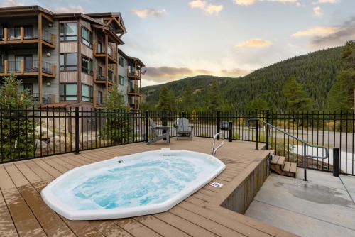 Lakeside Village Apartment | Apartments in Keystone, CO, USA