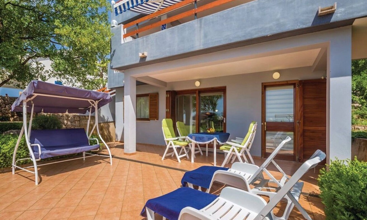 Cesarica Apartment | Apartments Ivni