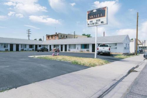 Fillmore Apartment | Apex Executive Apartments - Fillmore UT
