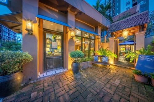 Anusawari Hotel | Aphirom Hometel