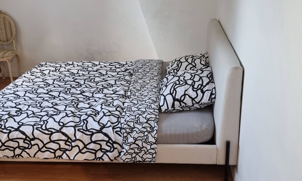 Sainte-Catherine Apartment | Apparently 2 rooms, close to the CH of Arras
