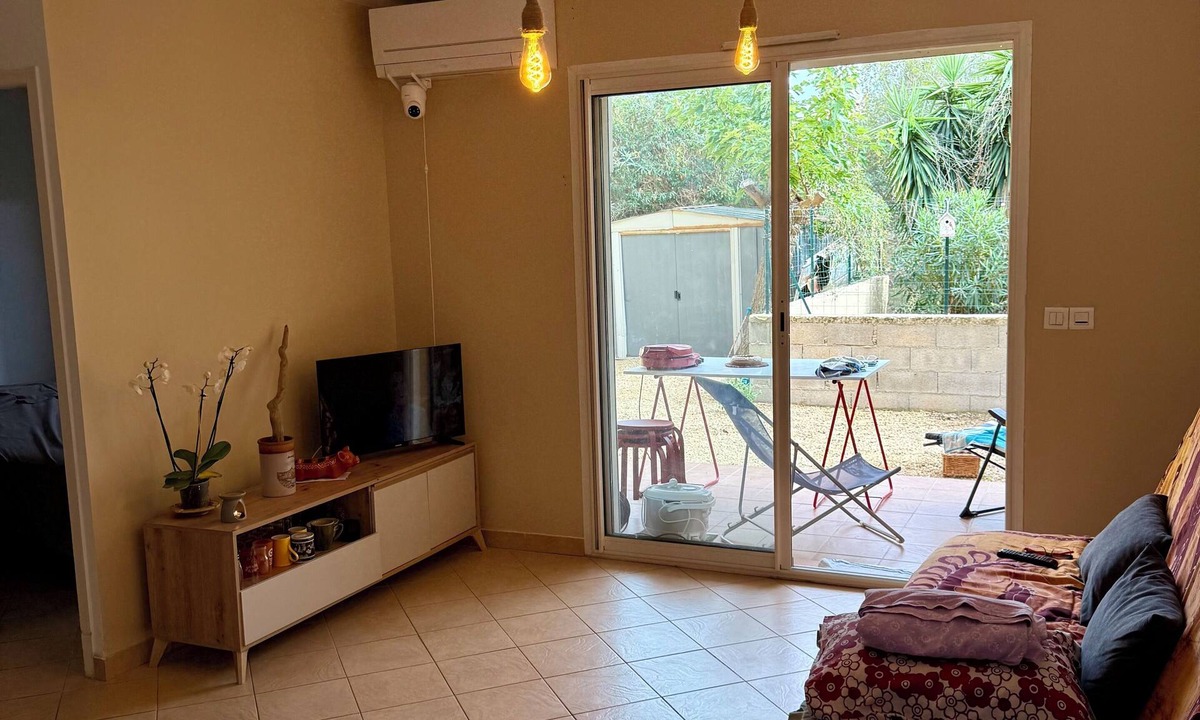Salin-de-Giraud Apartment | Apparently for two people in the Camargue