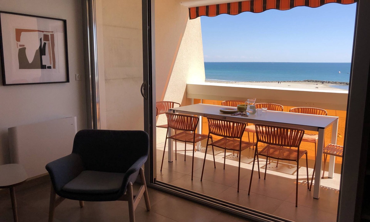 Palavas-les-Flots Apartment | Appart. 75 m2 2 bedrooms location facing the sea and in the heart of Palavas