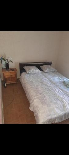 Miroir - Batignolles Apartment | Appart centre FNAC