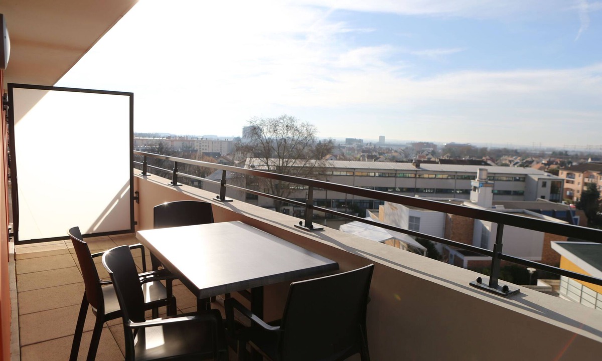 Chevilly-Larue Condo | Appart Moderne Près de l'Aéroport & Paris av/Wifi!