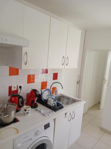 Rueil-Malmaison Apartment | Appart phanuel