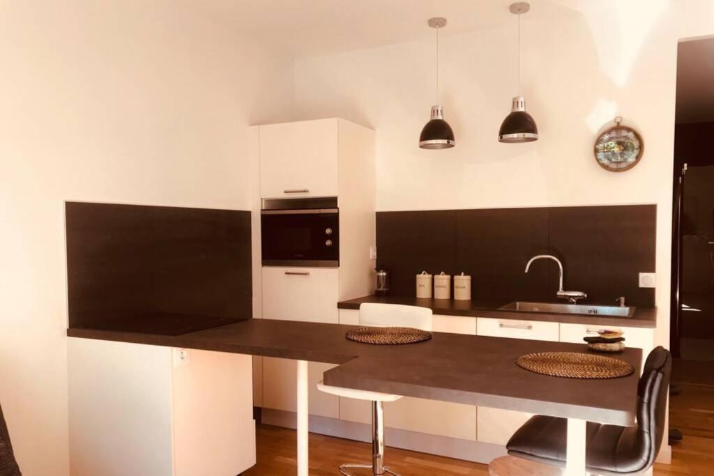 Bassens Apartment | AppartaBassens