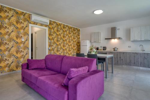 Cola Apartment | Appartamenti Villa Camporosso- Parchi,Terme di Cola'