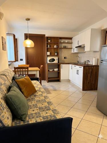 Cittiglio Apartment | Appartamento Le Cascate