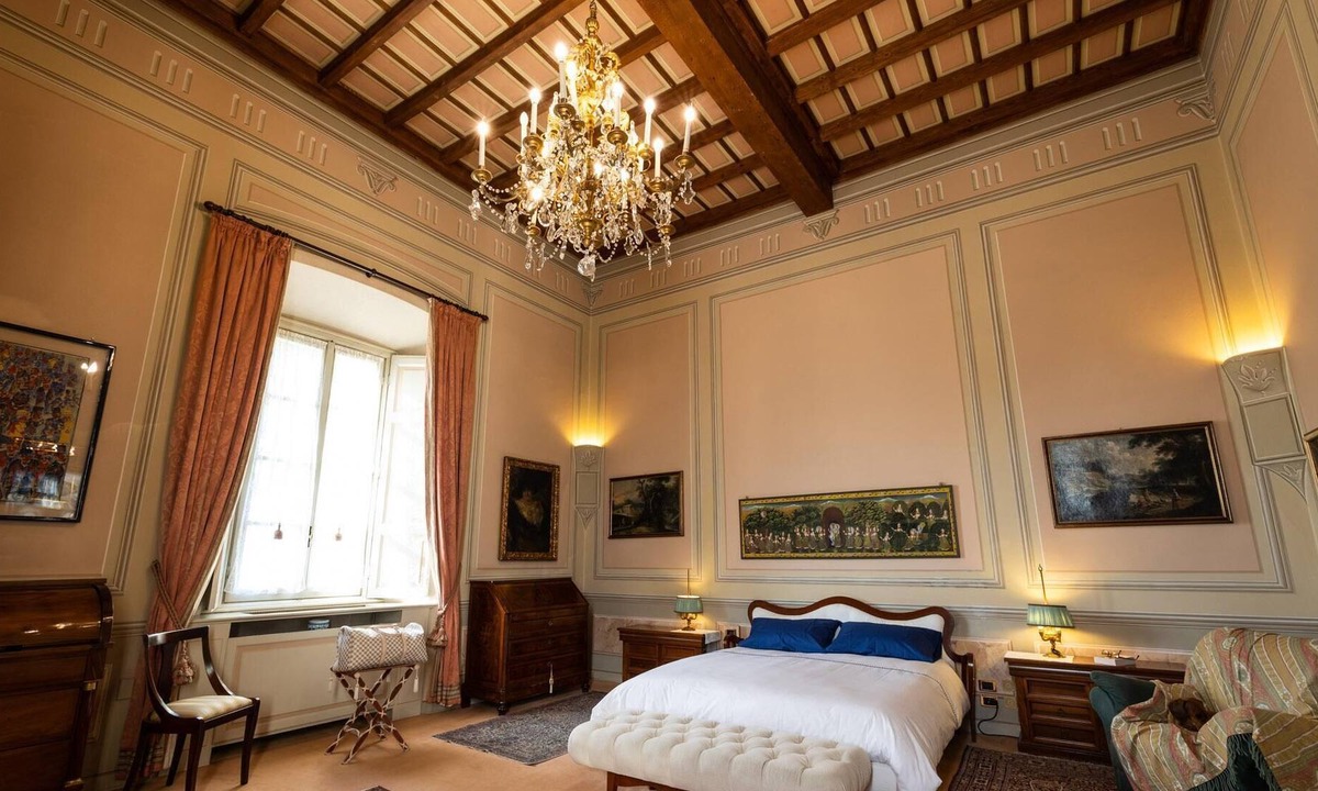 Pomeo Apartment | APPARTAMENTO NOBILE DI VILLA MORIGGIA CASTELFRANCHI