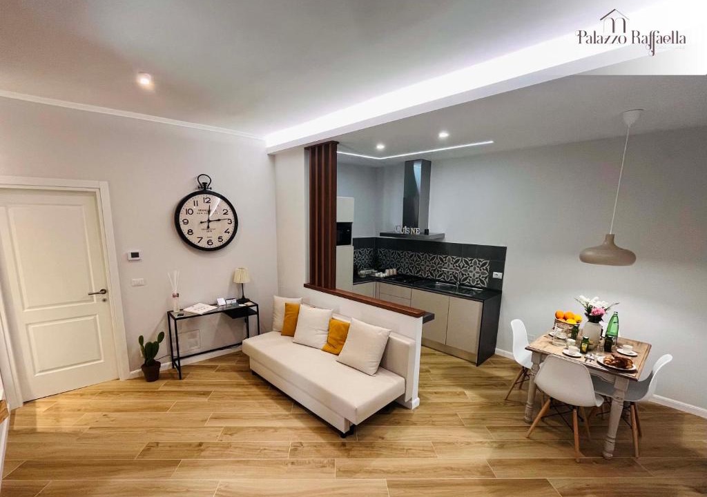 Castel Sant'Elia Apartment | Appartamento Palazzo Raffaella