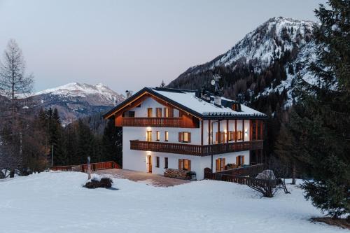 Livinallongo del Col di Lana Apartment | Appartamento Sas Ciapel con biosaun