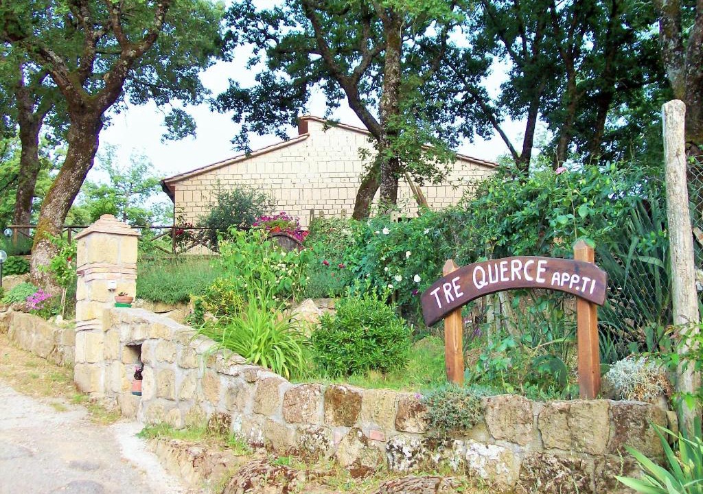 Sorano Apartment | Appartamento TRE QUERCE di Guerrini Mariella