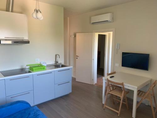 San Donato Apartment | Appartamento Via Bandettini