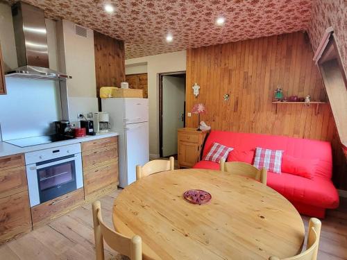 Saint-Michel-de-Chaillol Apartment | Appartement 6 pers - Pied des pistes - 1 chambre - Rando - Bien équipé - Saint-Michel-de-Chaillol - FR-1-393-175