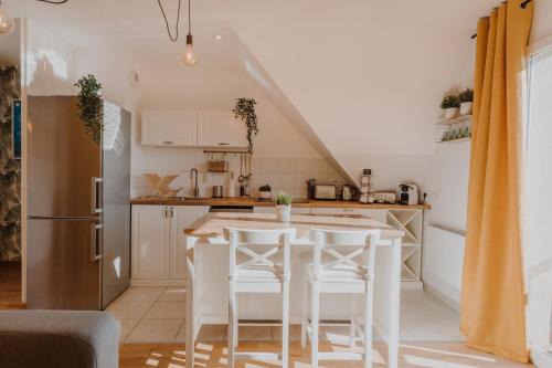 Saint-Arnoult Apartment | Appartement 2 chambres aux portes de Deauville 100m du Pôle International du cheval