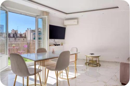 Fabron Apartment | Appartement 2 Chambres climatisé I Terrasse Parking gratuit I 200m Mer I Nice Californie
