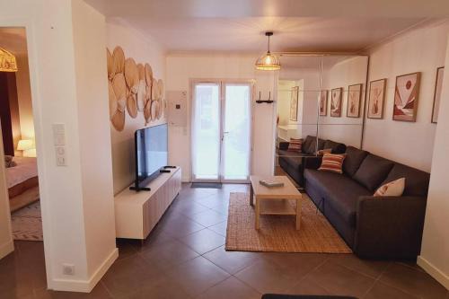 Neauphle-le-Chateau Apartment | Appartement 2 pièces centre ville avec parking
