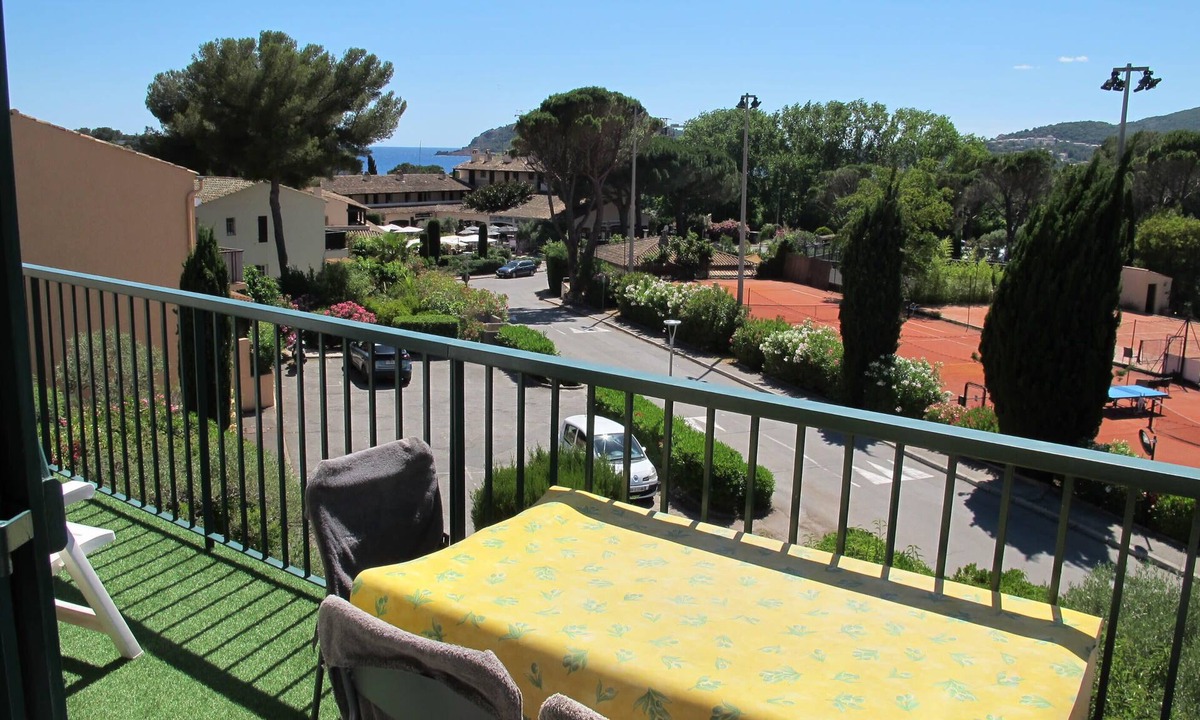 Agay Apartment | Appartement 3 chambres dans résidence avec piscine et proche de la mer