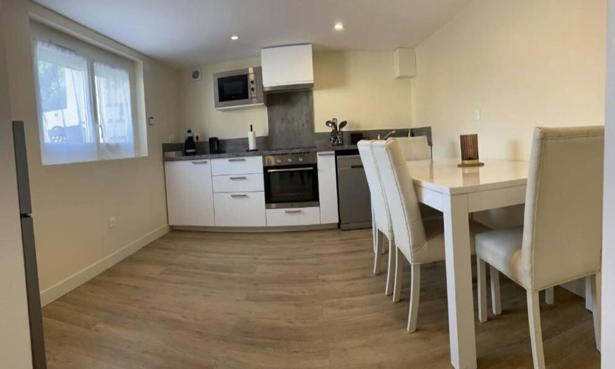 Pontault-Combault Apartment | Appartement Cosy à 25 Minutes de Paris - F2